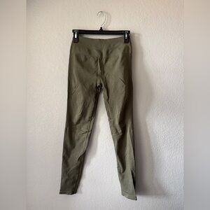 Alphalete Amplify Leggings